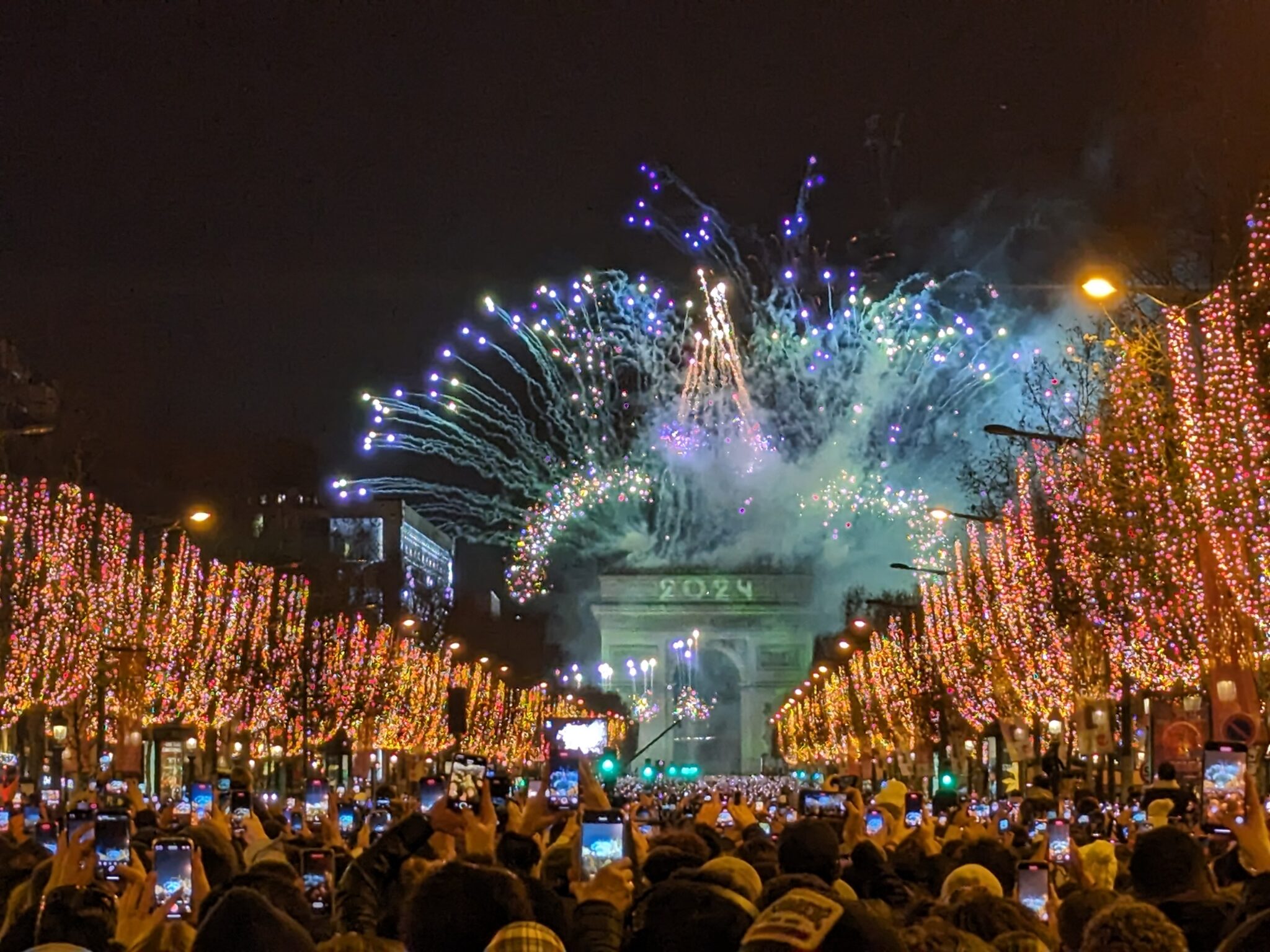 Paris new year countdown fireworks 2024
