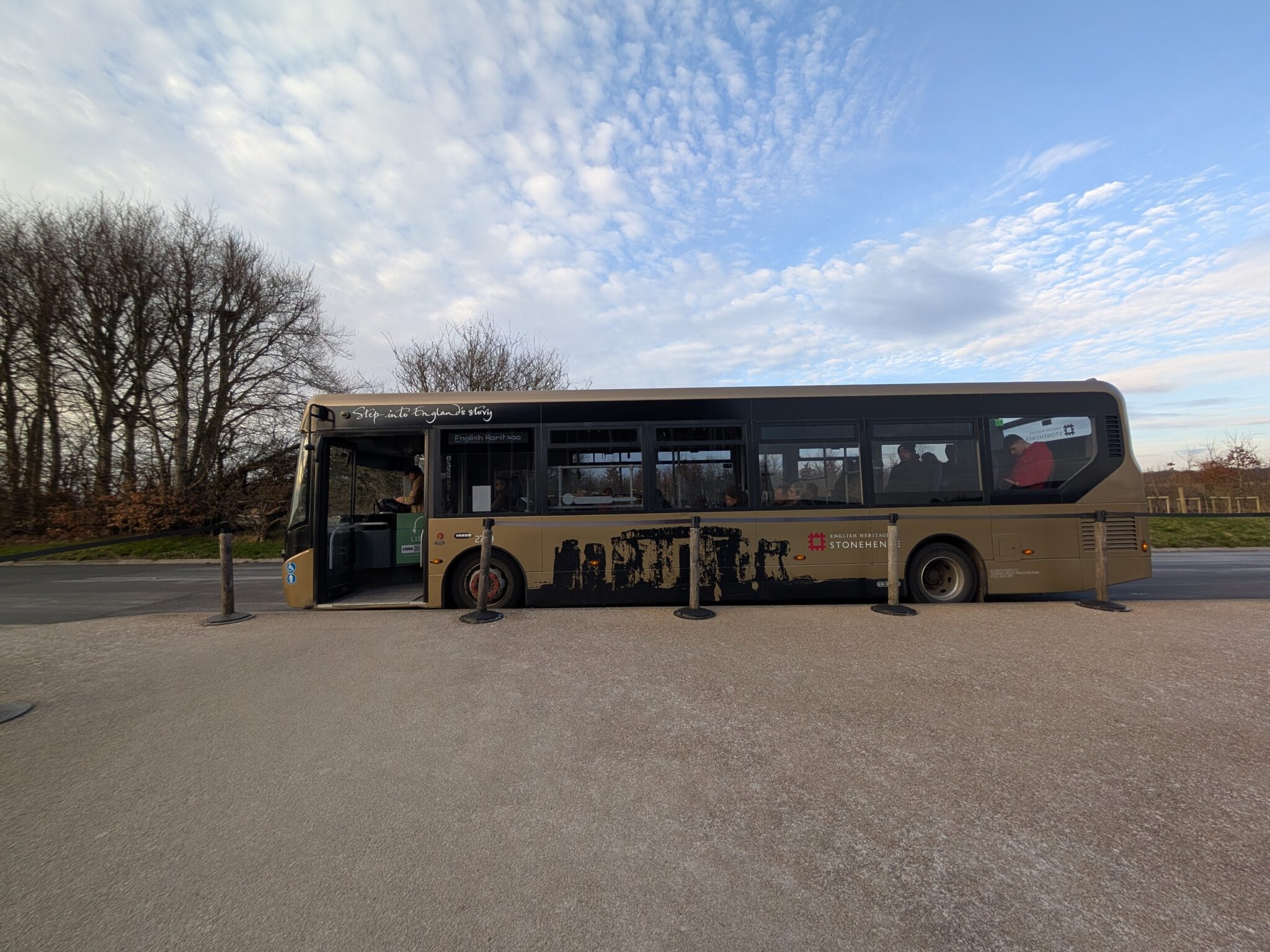 Special access shuttle bus