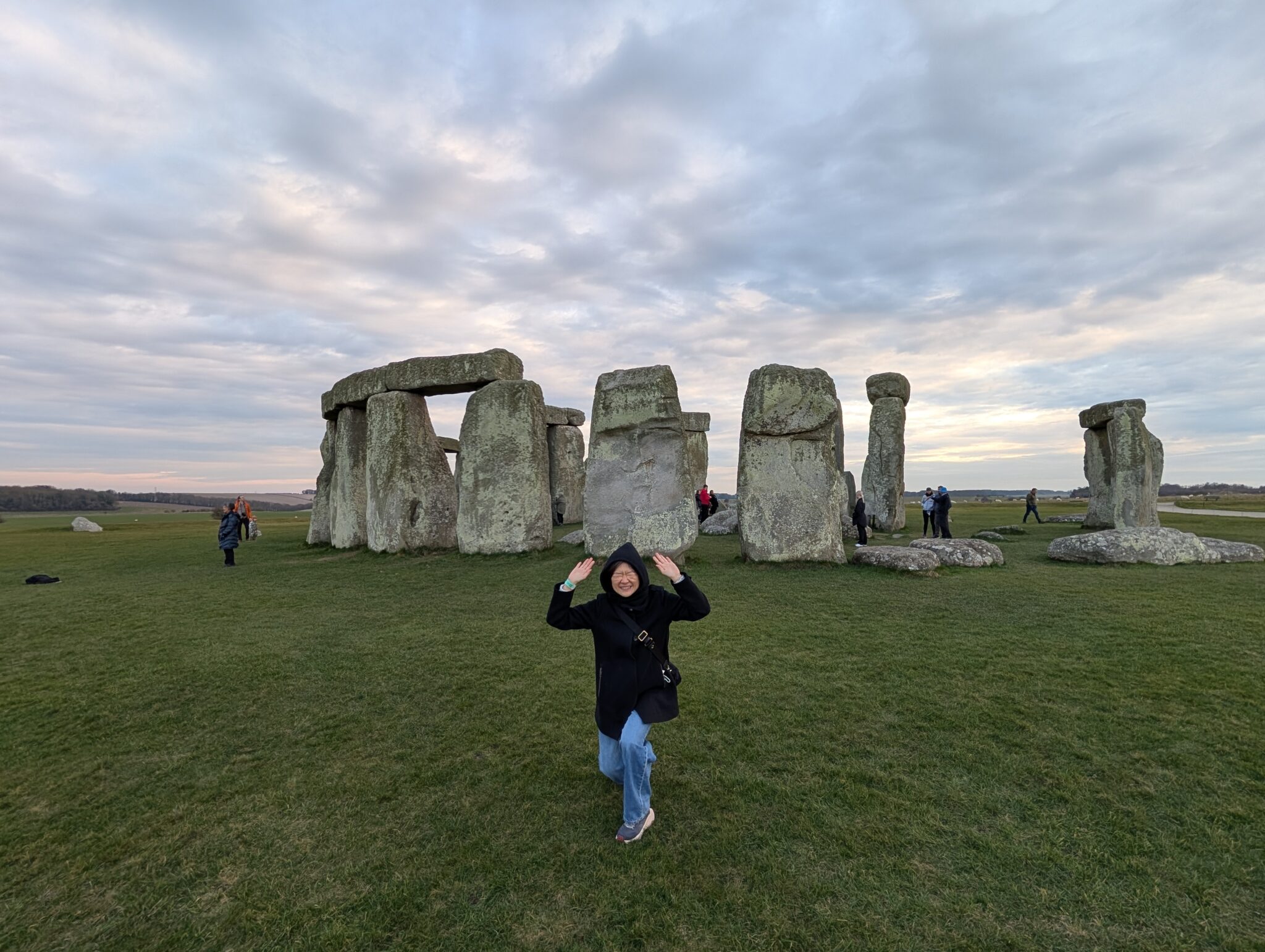 Took a team of 800 people to shift just one of those rocks!